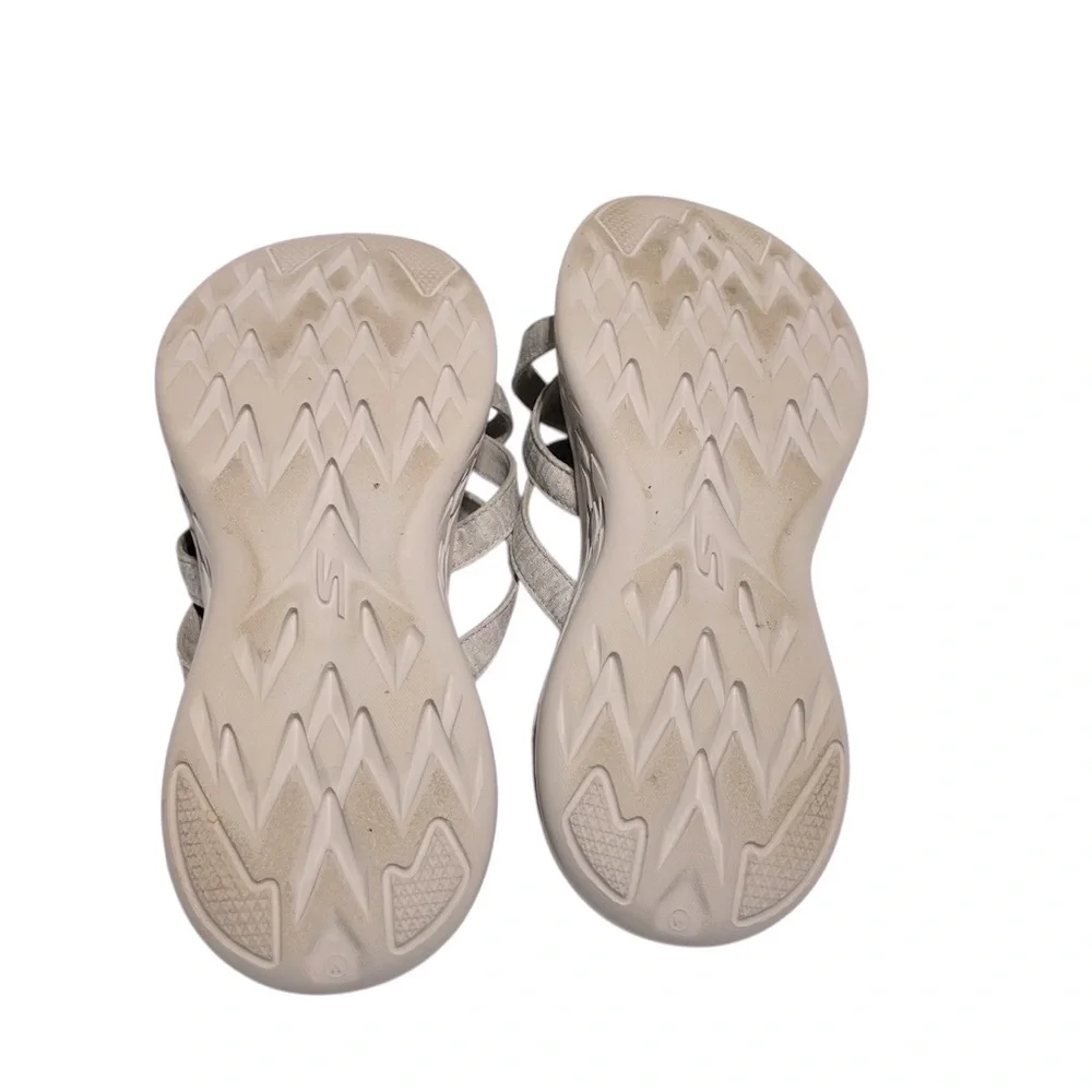 Skechers women go